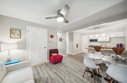 Stillwater House | Charming Group Getaway Near Downtown Stillwater- 6 Bedroom Accessible Rental