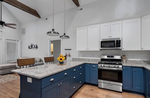 Central House | Charming home near Clemson, SC!