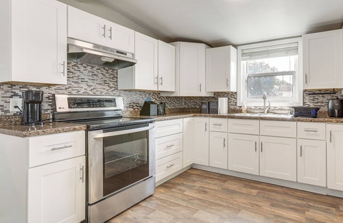 Clewiston House | Charming Home w/Private Pool in Clewiston!