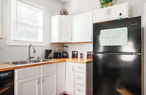 Indianapolis House | Charming home with fire pit near downtown