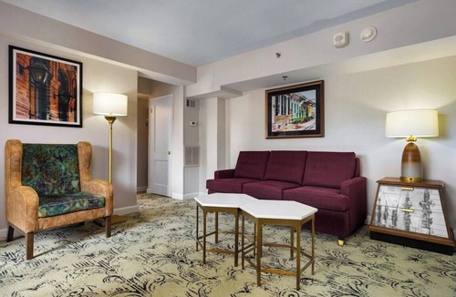 Faubourg Lafayette Resort | Charming Hotel in the Beautiful Garden District
