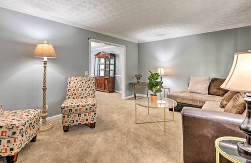 Clarkdale House | Charming Marietta Home ~ 7 Mi to Downtown!