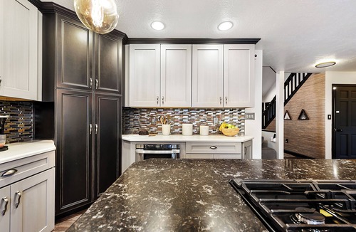 Racine House | Charming, Modern & Cozy Home
