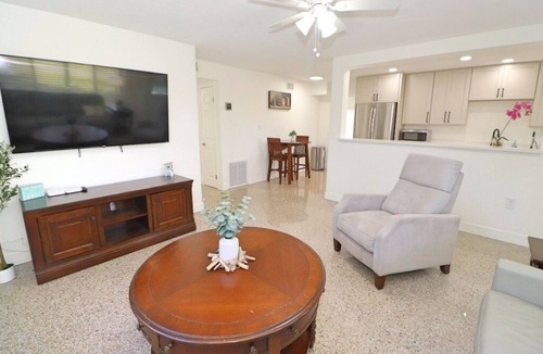 Glencoe House | Charming New Smyrna Home Close to Shopping, Dining & Beach Fun!