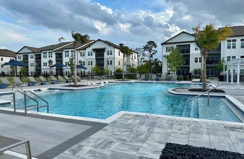 Sanford Apartment | Charming Sanford 2BR - Your Comfortable Home with WiFi & Fitness Room