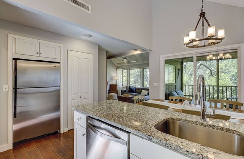 Night Heron Condo | Charming Sea Pines Getaway | Pet Friendly + Pool