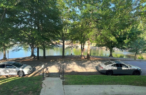 Spartanburg Apartment | Charming & serene urban retreat with WiFi, AC in Spartanburg downtown area