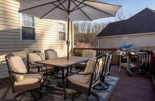 Greenville House | Charming, spacious 1BD/1.5BA home ~ Furman steps away & Swamp Rabbit too!