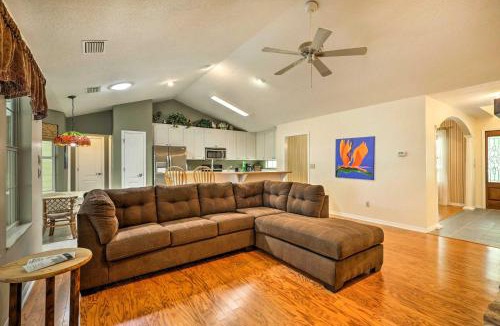 Waldo House | Charming Waldo Getaway Near Lake Santa Fe!
