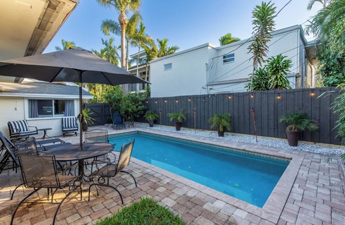 Southside House | Charming West Palm Beach Bungalow With Pool