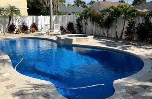 Horton Shores House | Cheerful 1 Bedroom 250 ft. from the Ocean