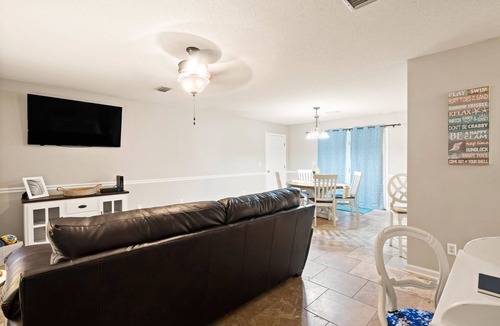 Brunswick House | Cheerful 3 Bedroom | 3 Bed, 2 Bath
