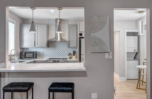 Southbank Apartment | Chic Riverfront 3 apartments -in downtown San Marco