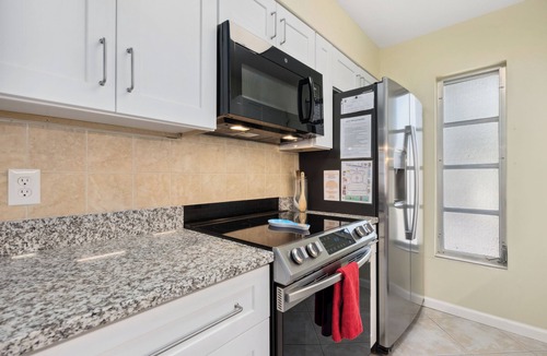 Siesta Key House | Chloe's Villa on Siesta Key, A Private 1/1 Escape