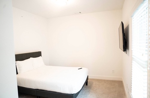 Atlantic Station Area House | City Escape : ATLANTIC STATION