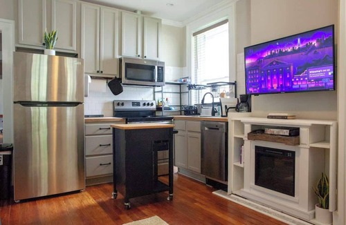 Montgomery House | Civil Rights Trail Townhome - Near Historic Sites