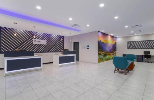 Kimball Hotel | Clarion Pointe Kimball By Choice Hotels