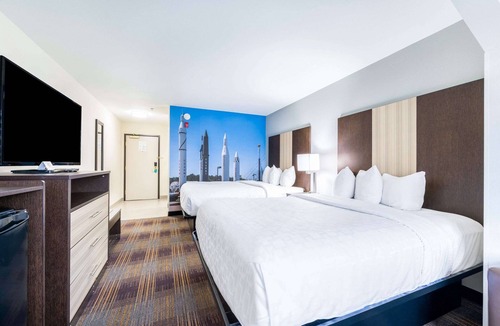 Madison Hotel | Clarion Pointe Madison Huntsville