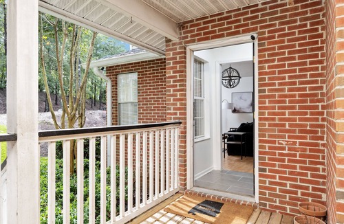 Meadowbrook Condo | Clean Cozy 2 Bedroom Condo Nestled Near All Things Birmingham 280 Area