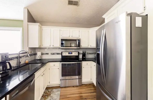 Lexington House | Clean&Cozy 4Beds/2Bath (Lexington, KY)