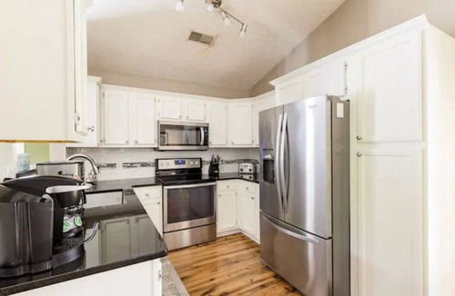 Lexington House | Clean&Cozy 4Beds/2Bath (Lexington, KY)