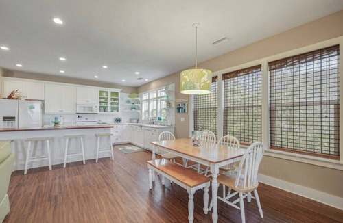 Panacea House | Coastal Charm – Where the Coast Feels Like Home