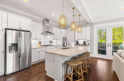 Santa Rosa Beach House | Coastal Elegance at NatureWalk: Modern Retreat Minutes from the beach!
