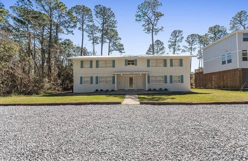 Dauphin Island Apartment | Coastal Escape – Dauphin Island Condos Near the Beach - Unit 2