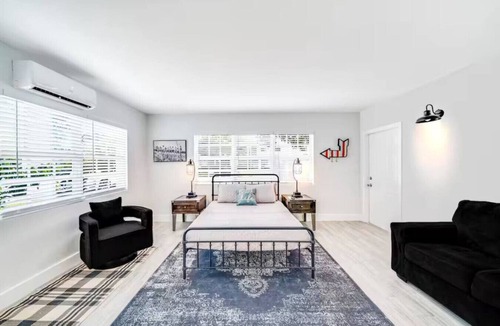 Coral Ridge Apartment | Coastal Unit! .5 miles to Beach!