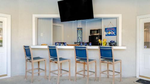 Folly Field House | Cobalt Coast by AvantStay