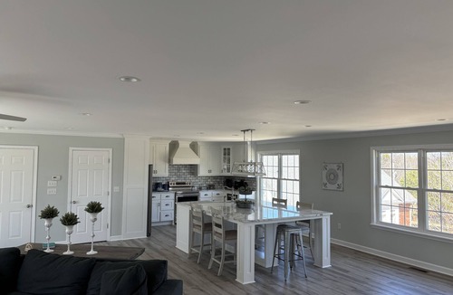 Heber Springs Apartment | Come visit Heber Springs and experience life on the Evans Mountaintop Farm!