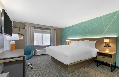 Buford Hotel | Comfort Inn & Suites Buford near Mall of Georgia
