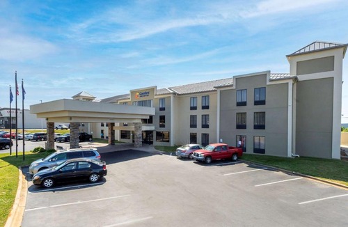 Greer Hotel | Comfort Inn & Suites Greer - Greenville