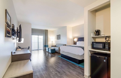 Gulf Shores Hotel | Comfort Inn & Suites Gulf Shores East Beach near Gulf State Park