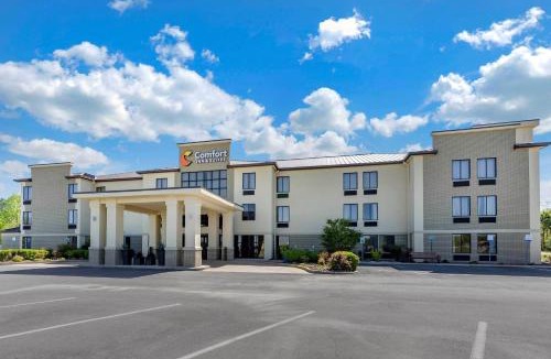 Lincoln Hotel | Comfort Inn & Suites Lincoln I-20