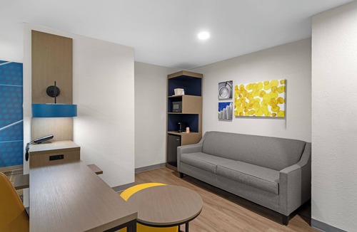 Eden Hotel | Comfort Inn & Suites Savannah Airport