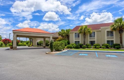 Walterboro Hotel | Comfort Inn & Suites Walterboro I-95