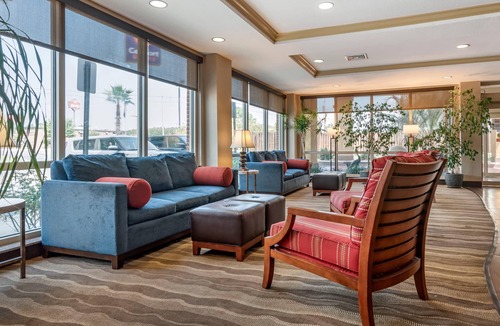 St. Martin Hotel | Comfort Suites Biloxi - Ocean Springs