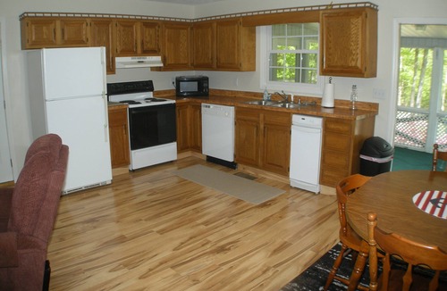 Monticello House | Comfortable lake living, pool access, 3 miles to marina