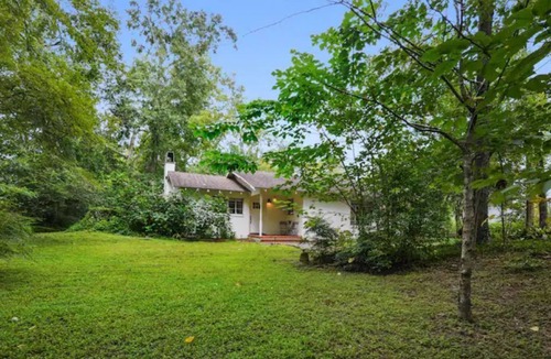 Highlands - Perkins Cottage | Comfy Cottage Retreat near LSU/Health District