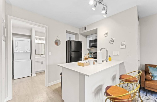 Allandale Apartment | Comfy Studio Close to Downtown and Domain