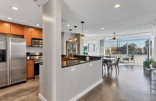 South Eola Apartment | Contemporary 2BR/2BA in downtown Orlando