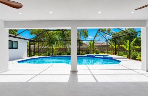 Coral Springs House | Coral Springs Oasis Retreat
