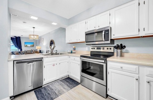 Scenic Gulf Drive Condo | Costa Vista #20 near beach sleeps 8