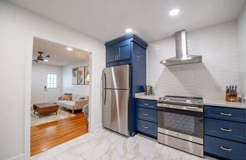Tallahassee House | Cottage @ Midtown - Central Location! (Duplex)