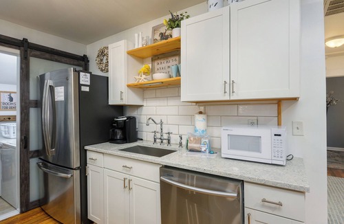 Northwest Quadrant House | Cottage on Greene! Downtown Beaufort several Blocks Away and Parris Island a 10 Minute Drive