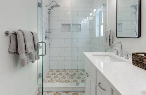 Thunderbolt Cottage | Cotton Bleu at The Village on The Bluff