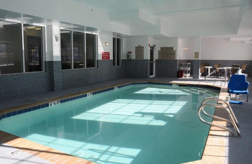 Buford Hotel | Country Inn & Suites by Radisson, Buford at Mall of Georgia, GA