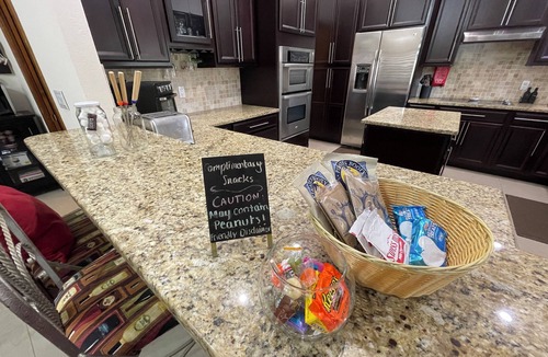 Hunt Club House | Country living just 20 minutes from the beach!