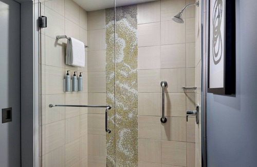 French Quarter Hotel | Courtyard by Marriott New Orleans French Quarter/Iberville